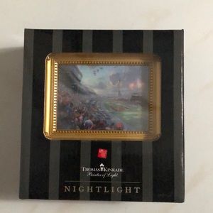 Thomas Kinkade nightlight